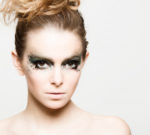 Ausgefallenes Augen Make up